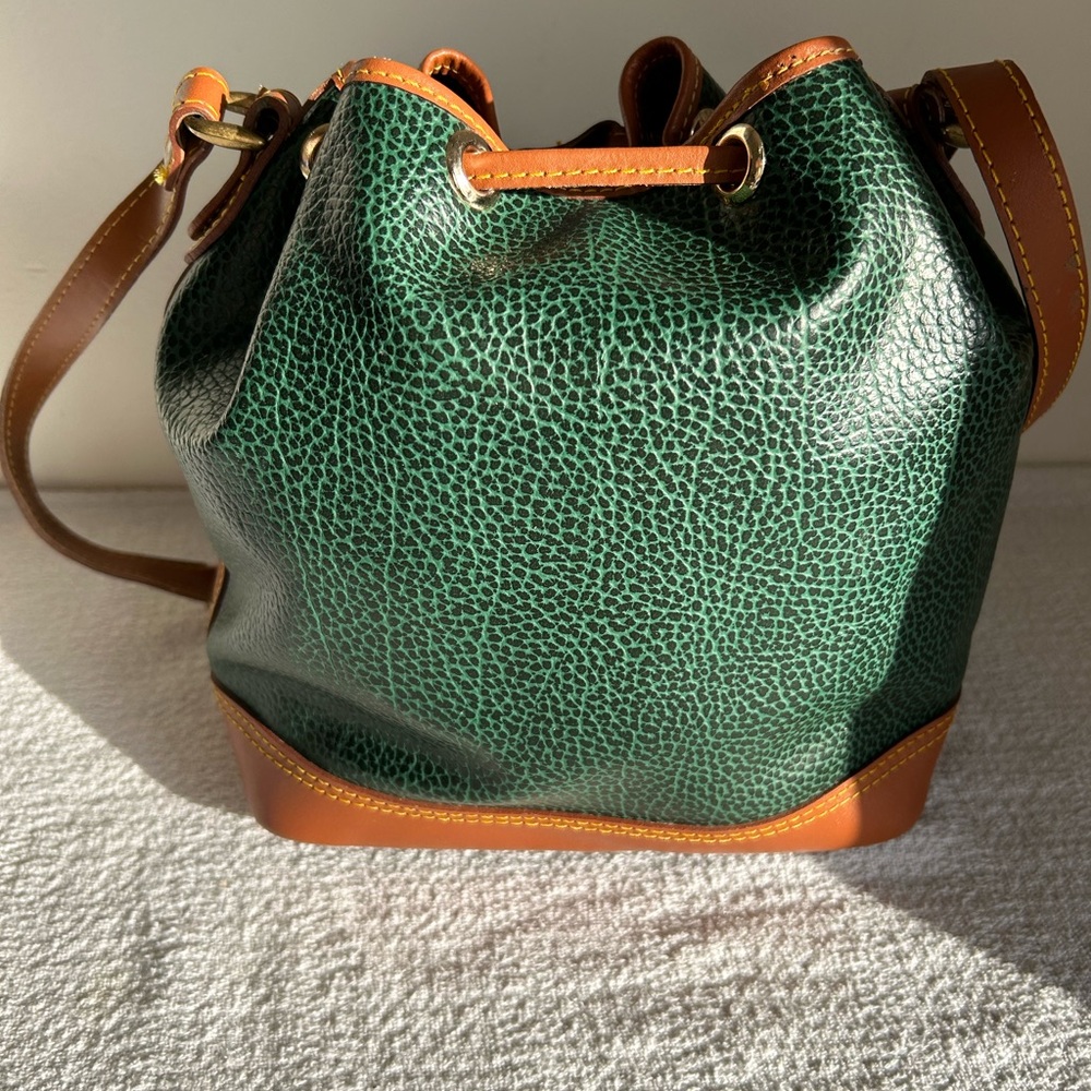 Vintage Dooney & Bourke Drawstring Bucket Bag in Fir Green with British Tan Trim - Picture 7 of 12